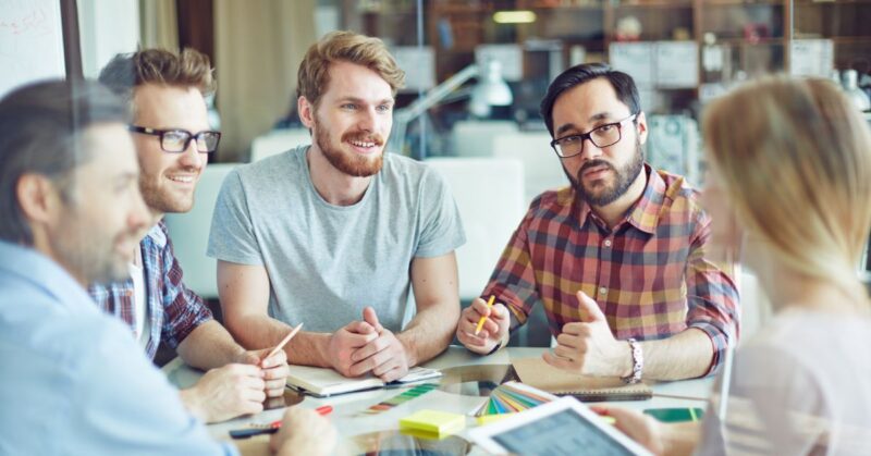 tipos de comunicação empresarial